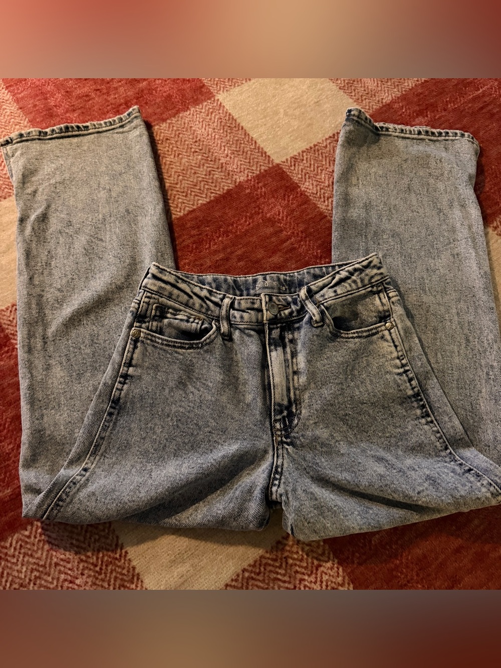 Classic High-Rise Light Wash Girl Jeans